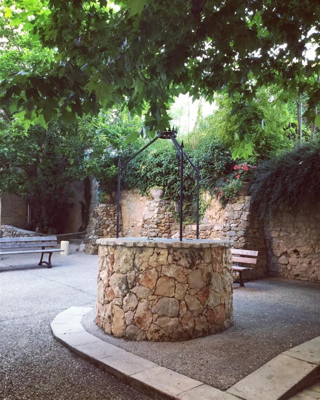 奥宝斯德拉方丹住宿加早餐旅馆 Tavernes 外观 照片